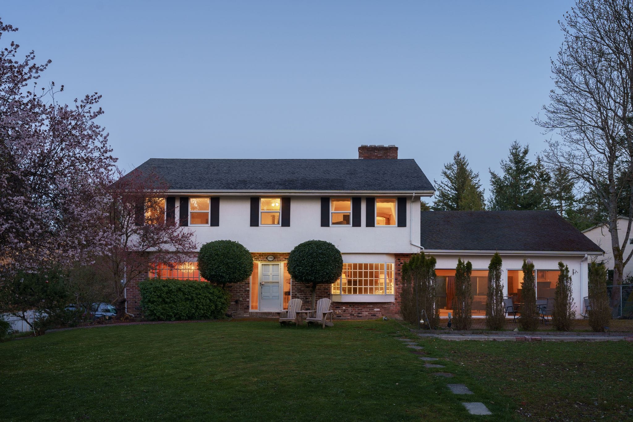 1908 Ferndale Road front yard